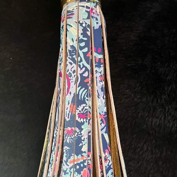 Lilly Pulitzer Gypsea Girl Keychain - NWOT - Picture 4 of 8